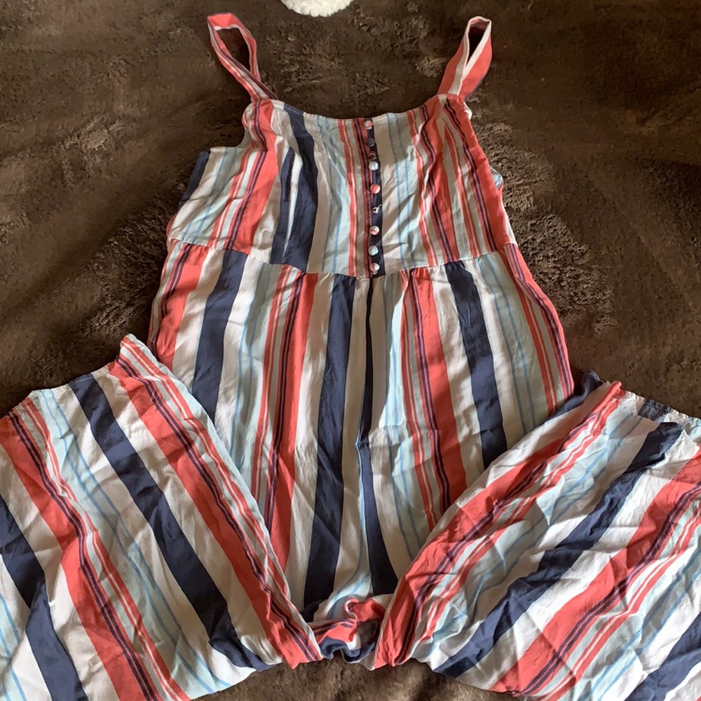 sleeveless jumper